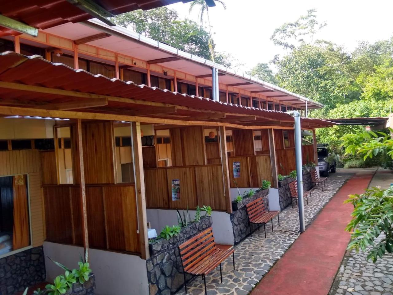Hotel Green Mountain Τουριάλμπα Εξωτερικό φωτογραφία